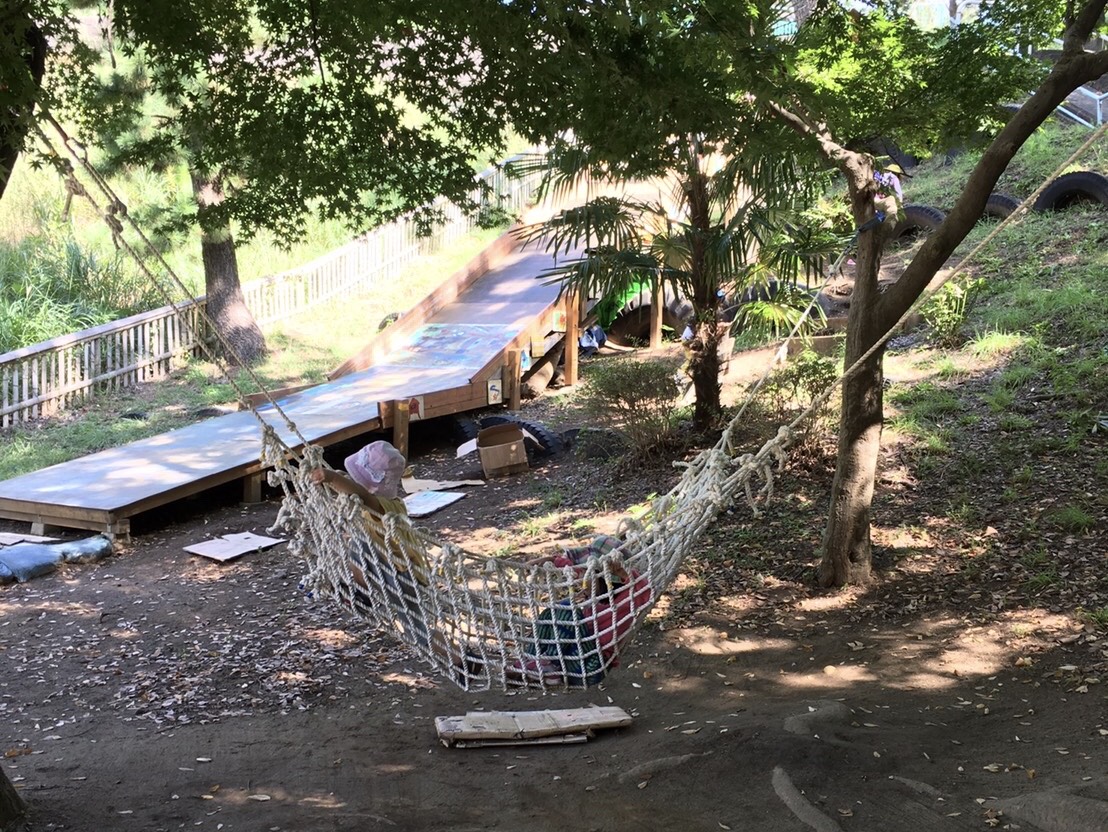 鶴川中央公園冒険あそび場