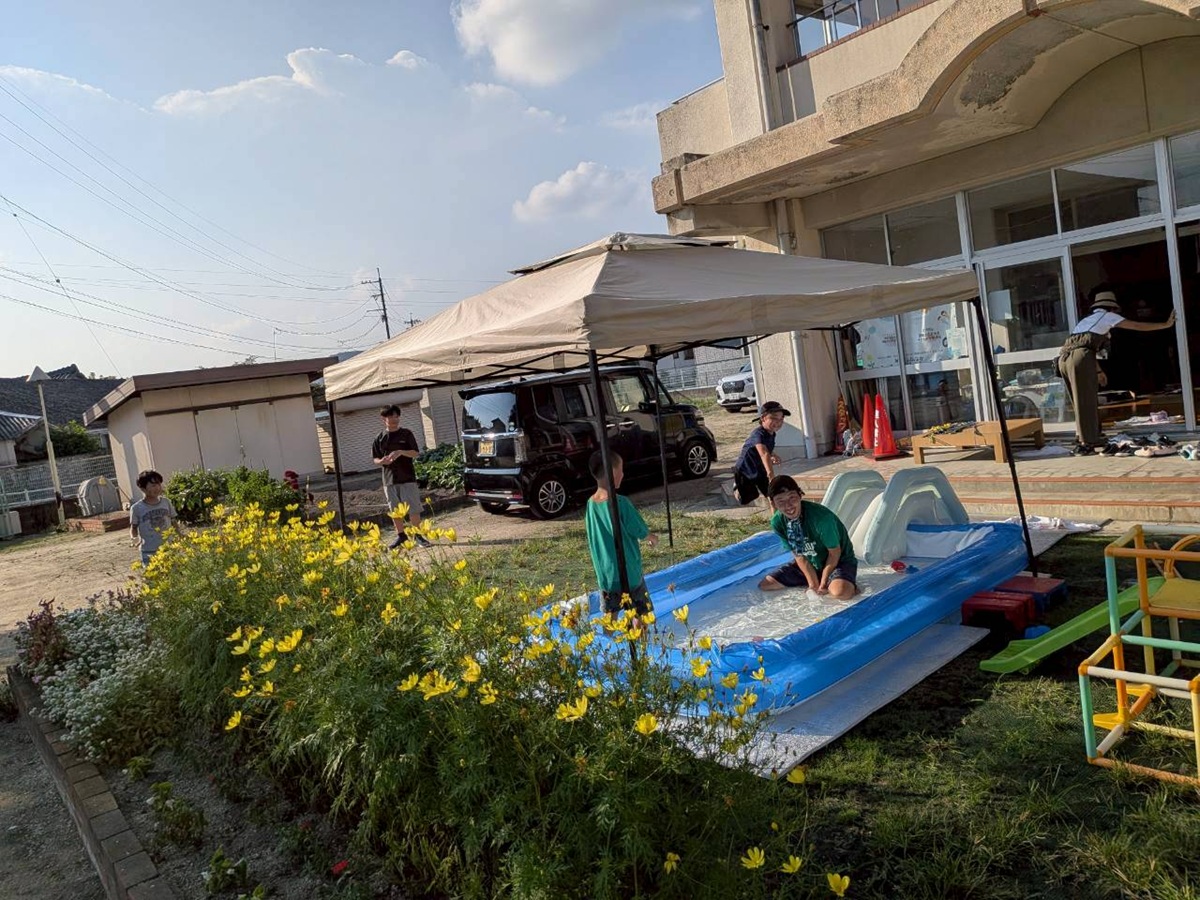 みんなの広場まんなか