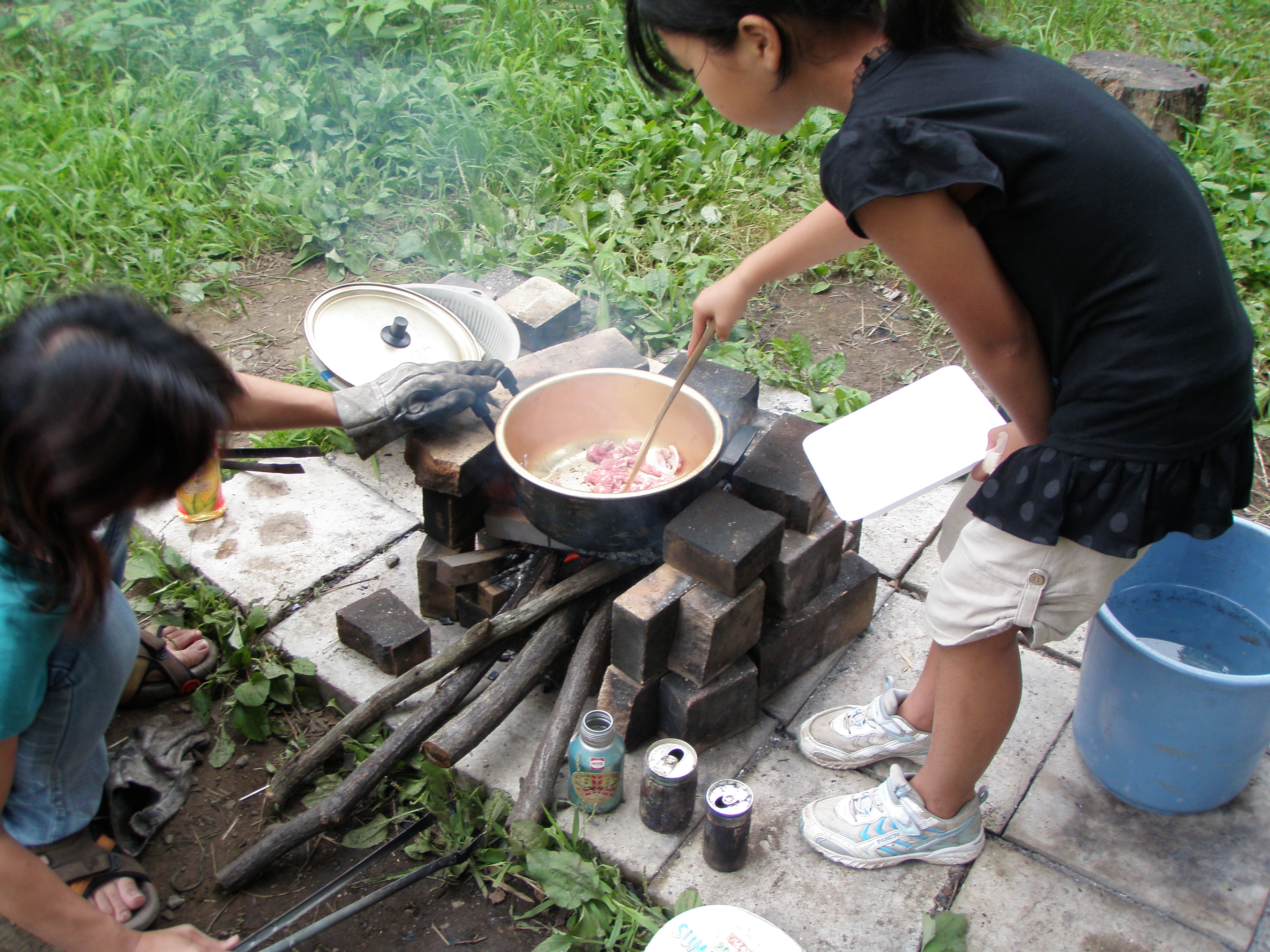プレーパークどろんこの国
