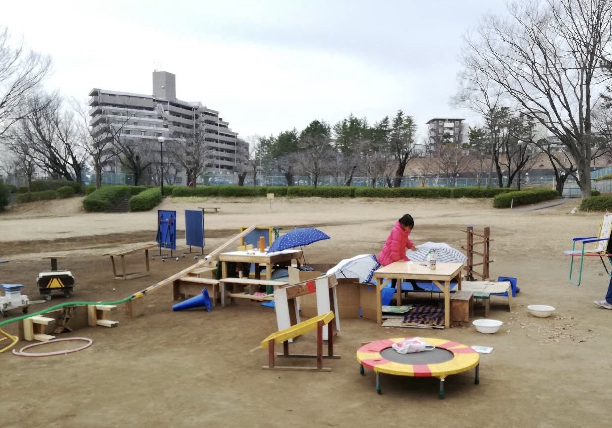 鶴川中央公園冒険あそび場