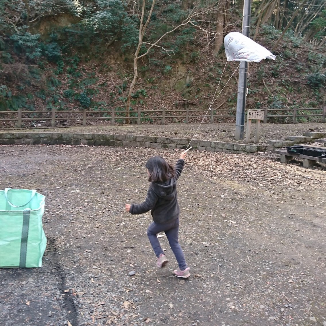 青梅のプレーパーク 森もり♪あそぶ