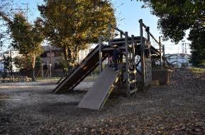 にいじゅくプレイパーク